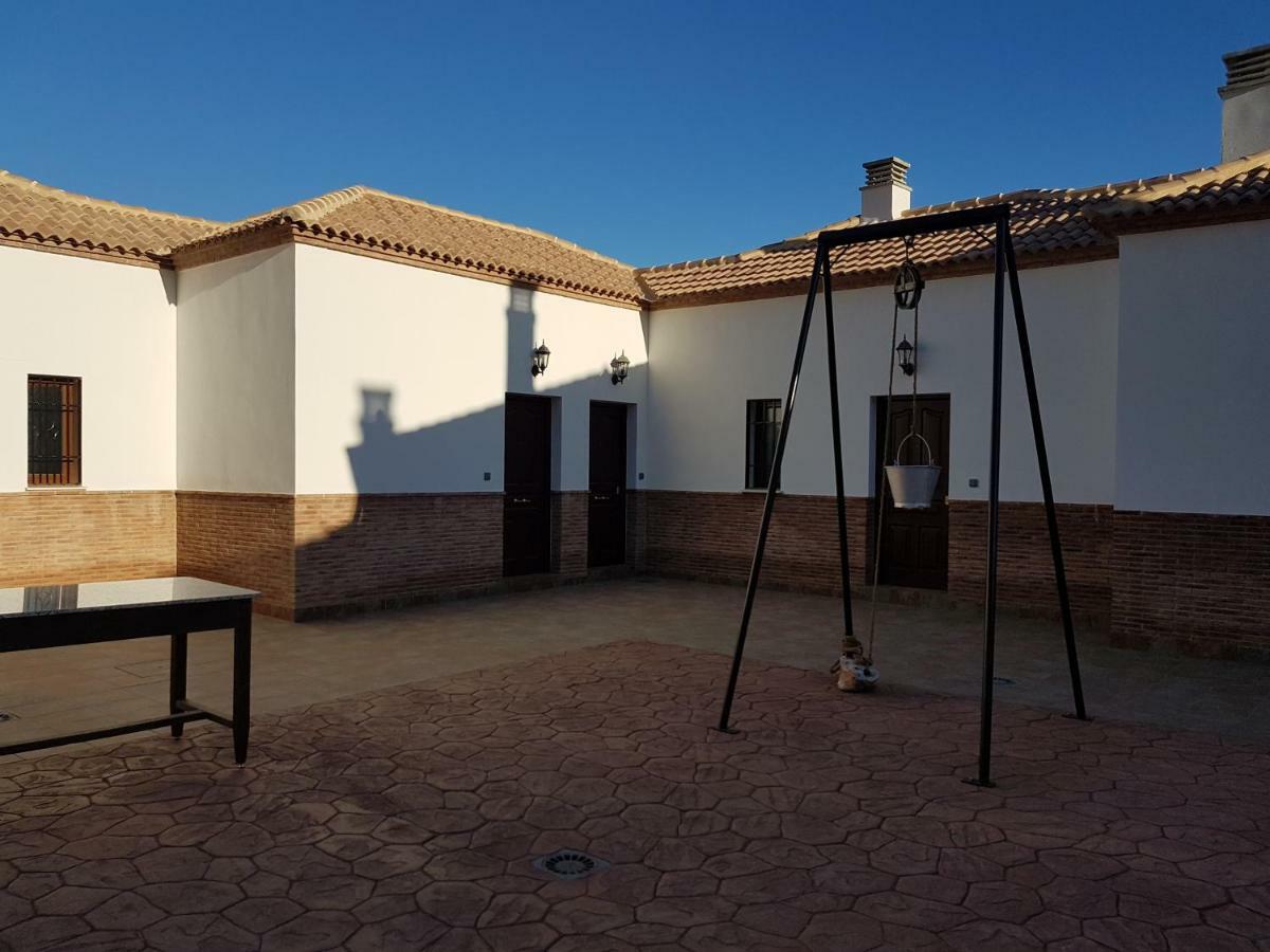 Apartamentos Rurales La Dehesa Del Acebuche 하엔 외부 사진